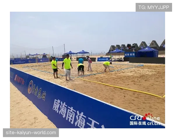 沙滩足球规则：为何允许手部触球却不算手球犯规